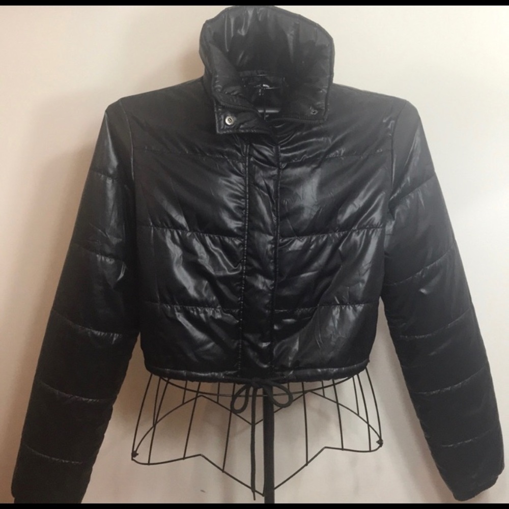 Fashion Nova Cropped Puffer Jacket
